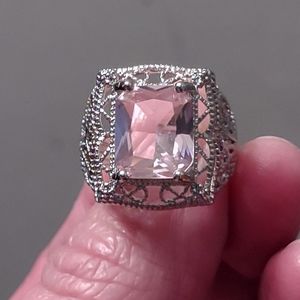 WOMEN'S RING SIZE 10